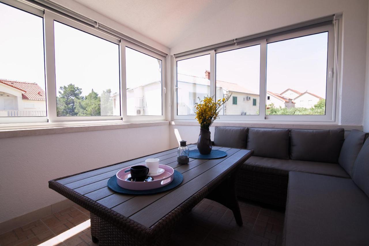 Family Apartments Brach 波尔 外观 照片