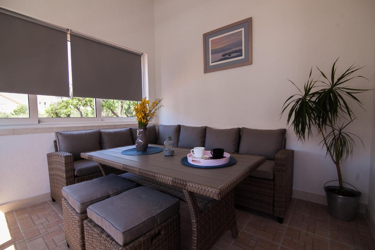 Family Apartments Brach 波尔 外观 照片