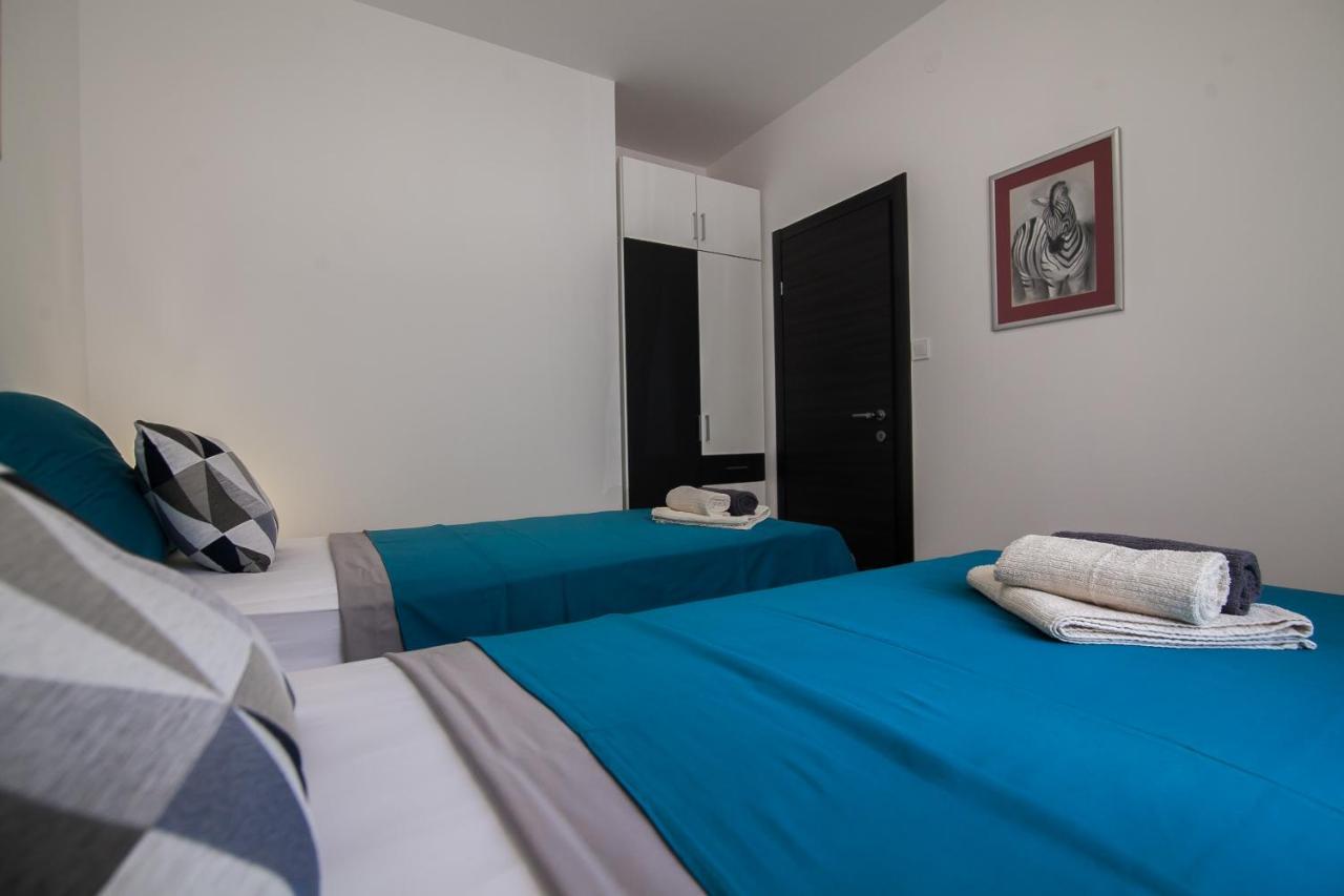 Family Apartments Brach 波尔 外观 照片
